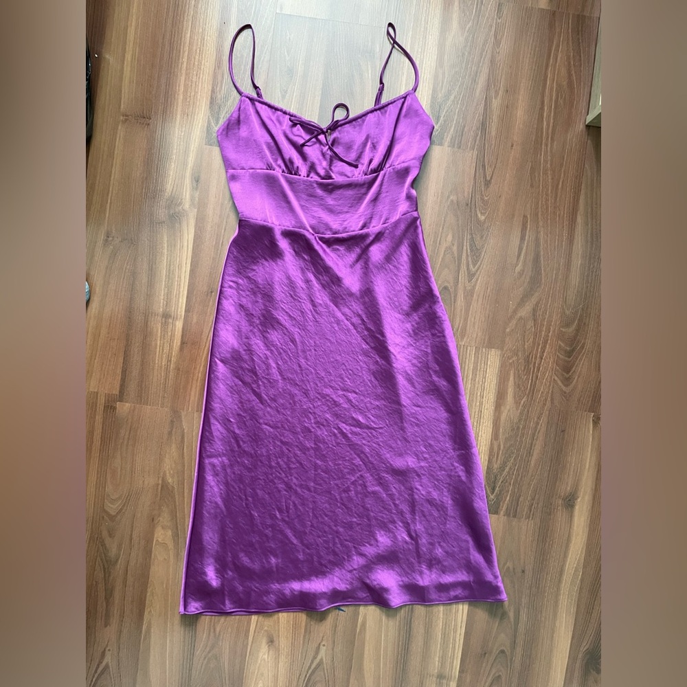 Aritzia Wilfred Satin Fuchsia Dress